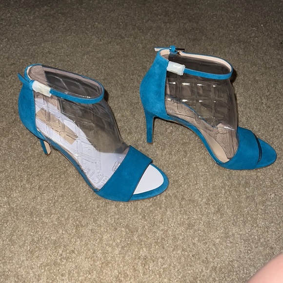 Beautiful - Picture 3 of 6